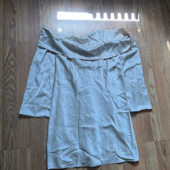 Reformation Maves Dress Almond Size Medium - Picture 4 of 9